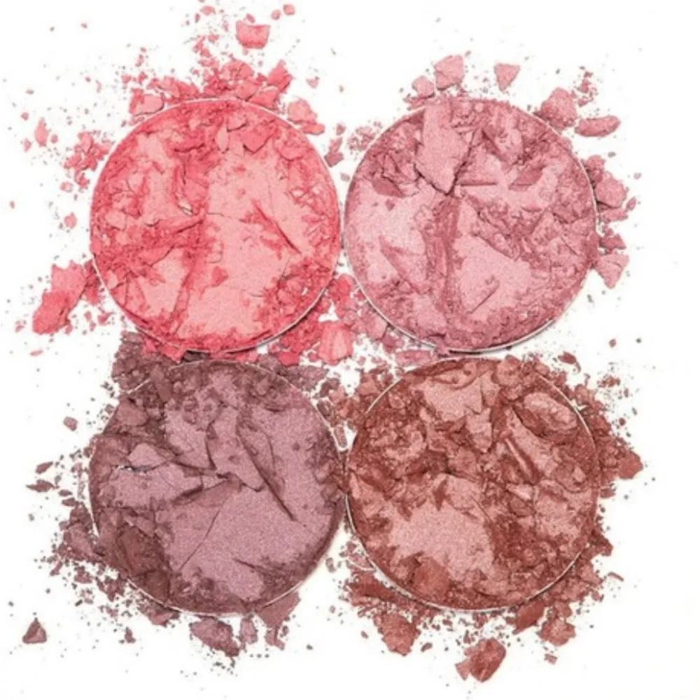 NWT Beauty Bakerie Cotton Candy Champagne Blush Highlighter Palette. 4 colors